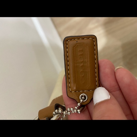 Coach cross body bag - Picture 3 of 5